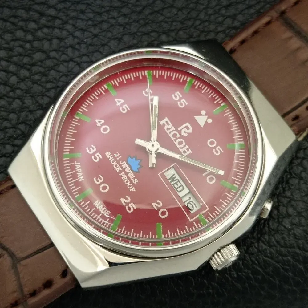 Vintage 1971 Ricoh Automatic Mens Silver Watch W/daydate & Red accents